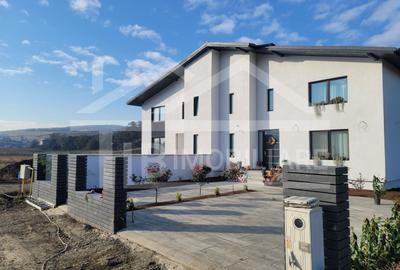 Casa cu 4 camere, 119 mp, Zona Voiniceni - 1