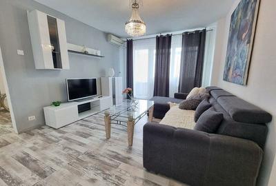 Apartament cu 2 camere semidecomandat în Cantemir