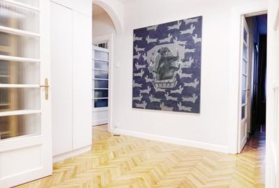 Apartament cu 3 camere circular, mobilat în Dacia