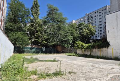 Teren langa Piata Victoriei si Calea Victoriei, CUT 1.98, POT 38% - 3