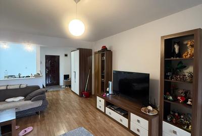 Apartament cu 2 camere semidecomandat în Central