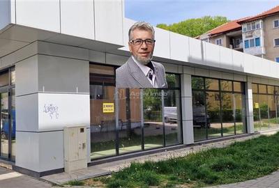 Spațiu comercial, de 500 mp, în Central