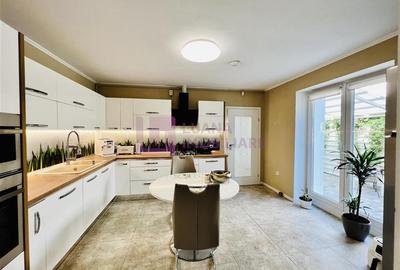 Casa PREMIUM de inchiriat | Calea Dumbravii | Parcul Sub Arini | teren 445 mp - 1