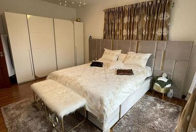 Refugiu elegant cu piscină privată în inima Iancu Nicolae - 22