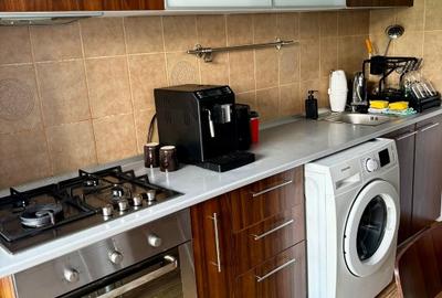 Proprietar închiriez apartament 3 camere –  Fântâna Florilor –> Bd.Al. Obregia - 14