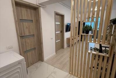 Apartament cu 2 camere decomandat, mobilat în Central