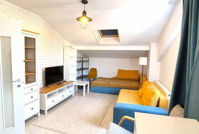 Apartament cu 2 camere decomandat în P-ța Victoriei