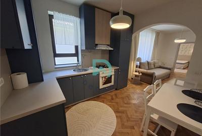 Apartament cu 2 camere semidecomandat în Centrul Istoric