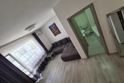 Garsonieră decomandată în Titan