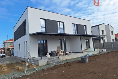 Duplex cu 5 camere de 125 mp si 3 bai, zona Dumbravita - 1