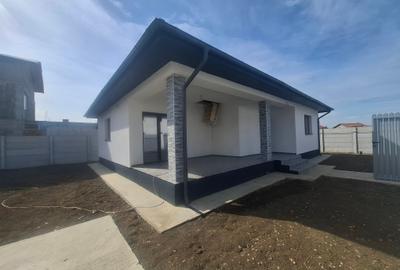 Casa 3 camere/Țegheș/ Individuala la Cheie - 9