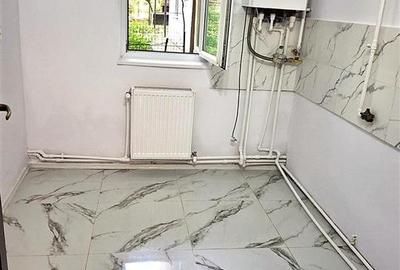 Apartament cu 2 camere decomandat în Micro 5