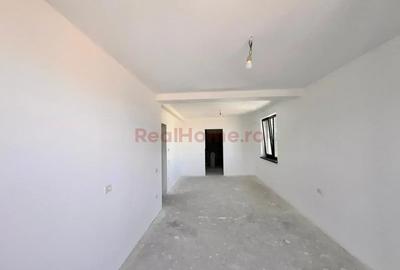 Casa / Vila | 5 camere | Curte 220  mp  | metrou 15 min | - 12