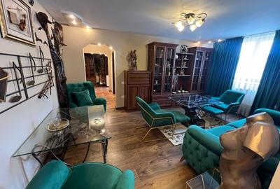 Apartament renovat complet, 69 mp, etaj 8 – Zona Semiluna, Dărmănești - 1
