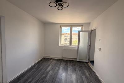 Vanzare apartament central luminos, ideal ptr persoane singure sau cuplu - 16