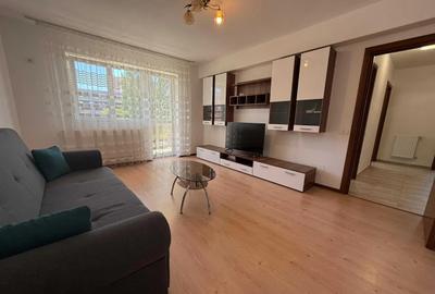 Apartament cu 3 camere decomandat, mobilat în Titan