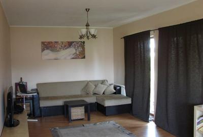 Apartament cu 2 camere decomandat în 1 Mai