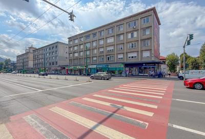 Apartament 3 camere | Ideal pentru 3 studenți | Parc Tractorul–Coresi | Parcare - 16