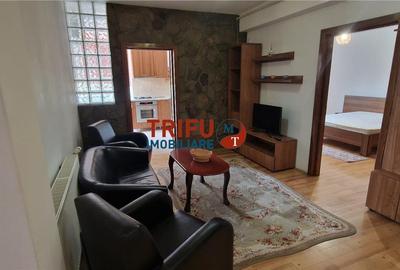 Apartament cu 3 camere decomandat, mobilat în Cetate