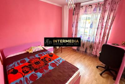 Vanzare Apartament 4 camere Deco CETATE Mercur 2 bai 90 mp cu balcon si pod - 18