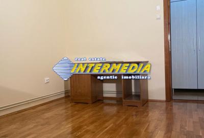 Apartament cu 3 camere Deco Foste proprietati CETATE Piata Finisat Nemobilat - 14