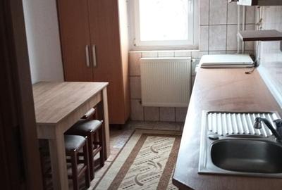 APARTAMENT CU 3 CAMERE ZONA LIPOVEI-Holdelor la 400 euro - 16