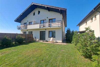 Duplex cu 6 camere în Europa