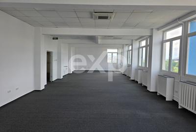 Birou, de 256.52 mp, în Central