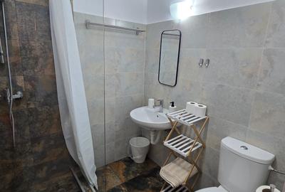Exclusivitate,Mamaia Nord-Lidl,Vila Turistica P+3, 14 cam.,472mp,complet utilata - 56