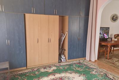 Casa vânzare zona str Lupeni - 8