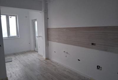 Apartament cu 2 camere decomandat, mobilat în Calea Severinului