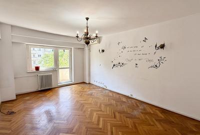 4 camere Bulevardul Unirii -  Parcare in proprietate - 5 min.  Metrou - 3