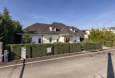 Casă deosebită în Balotești, stil bavarez, 260 mp utili, teren 556 mp și garaj - 49