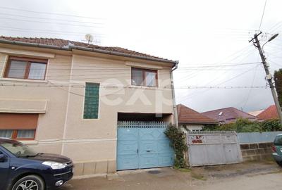 Casă de vânzare – Brașov  110 mp ,curte comuna! - 2