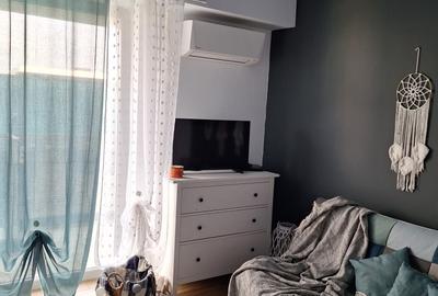Studio  prima linie la mare, vedere superba,mobilat si utilat 68000 euro - 8