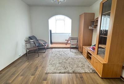 Apartament cu 2 camere semidecomandat în Dacia