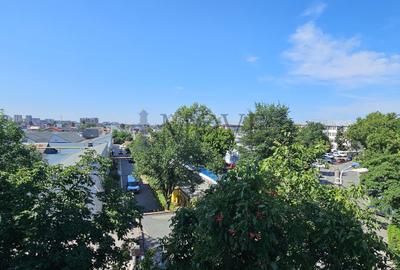 Apartament de 4 camere decomandate - Aleea Costinesti - 13