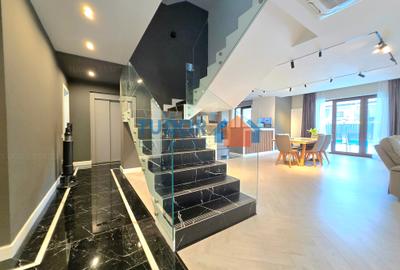 Fully Renovated 7 Bedroom Villa in Oxford Gardens with Private Swimming Pool - 13