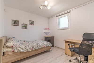 Apartament de vanzare - Buna Ziua - 3 camere - loc de parcare - 5