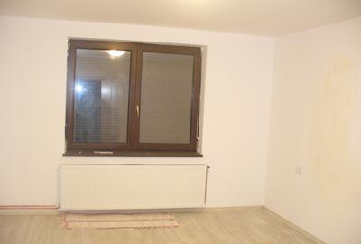 Casa singur in curte de inchiriat in zona Stefan cel Mare - 1