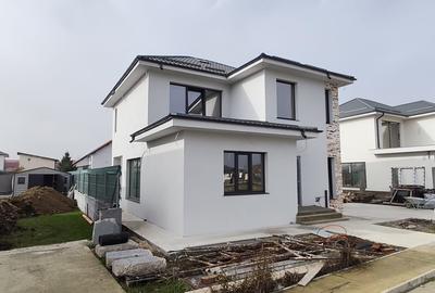 FARA COMISIOANE  in COMPLEXUL Rudem Gulia casa P+1 pod 2 placi 3 bai LA CHEIE - 9