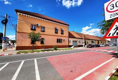 Vanzare spatiu comercial, Ghimbav, Central langa Primarie, vitrina - 24