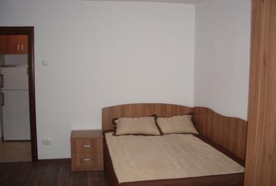 Garsonieră decomandată în Banu Manta