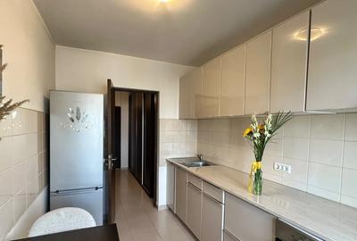 Apartament cu 2 camere decomandat în Tineretului