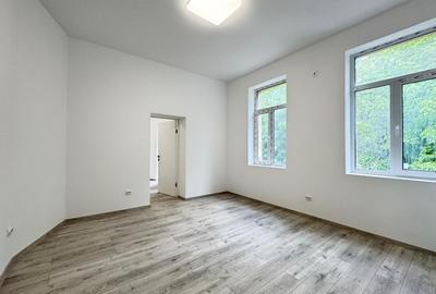 Spațiu renovat lângă Mitropolie | pretabil birouri | etaj 1 - 9