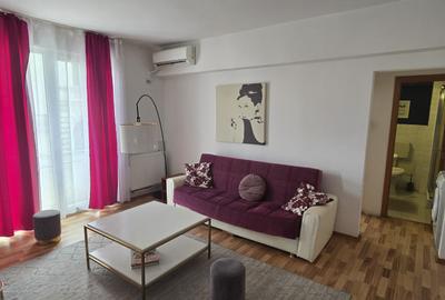 Apartament cu 2 camere semidecomandat în Universitate