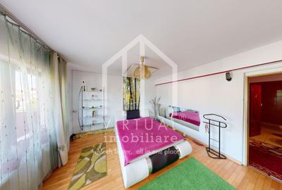 Apartament cu 4 camere decomandat, mobilat în Șelimbăr
