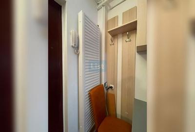 Garsonieră  Zona Victoria, Reșița | Etaj 1 - 19