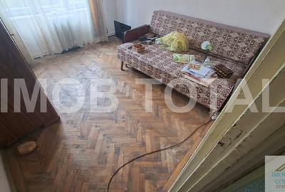 Apartament 3 camere Craiovei etaj 3/4 - 7