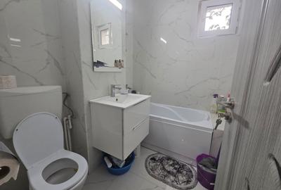 Apartament de vanzare, 3 camere, decomandat, 67 mp, Mircea cel Batran - 14